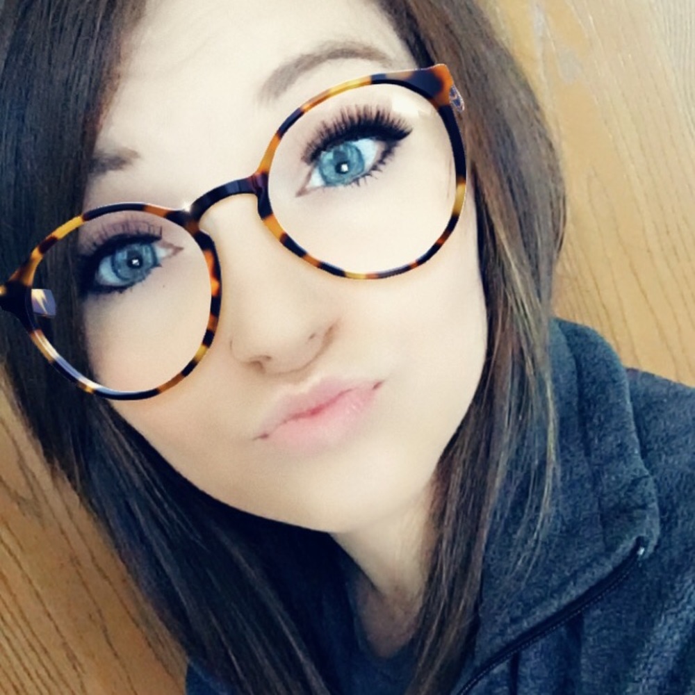Meet your Posher, Mariah